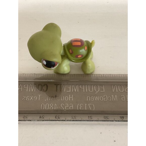 Littlest Pet Shop LPS Green Turtle Toy Figure - Picture 5 of 5